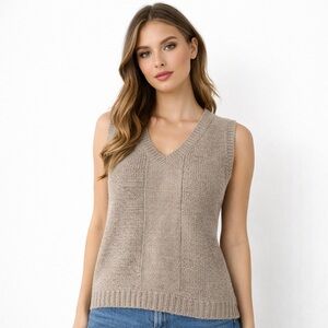 Cyrus Women’s Sleeveless Knit Sweater Vest L NWT Beige Acrylic